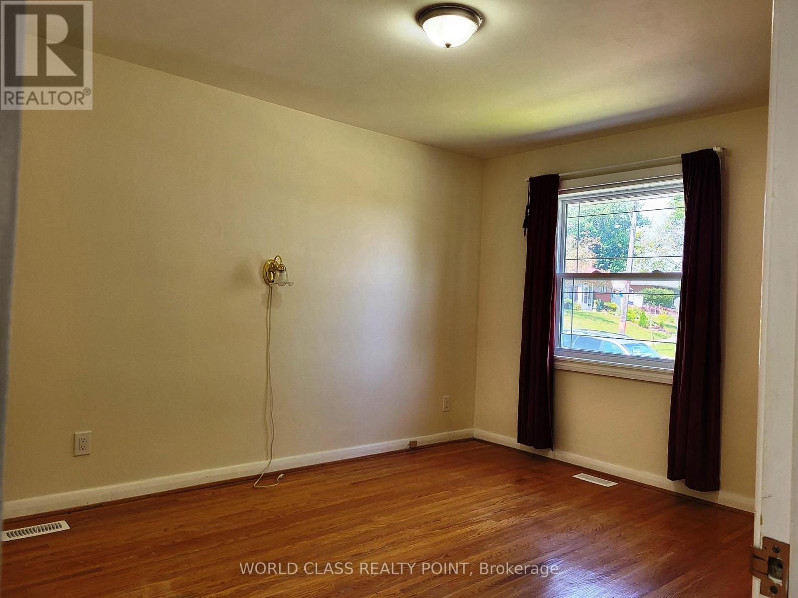 27 Kilbride Road, Toronto, Ontario  M1J 1X6 - Photo 17 - E13045354