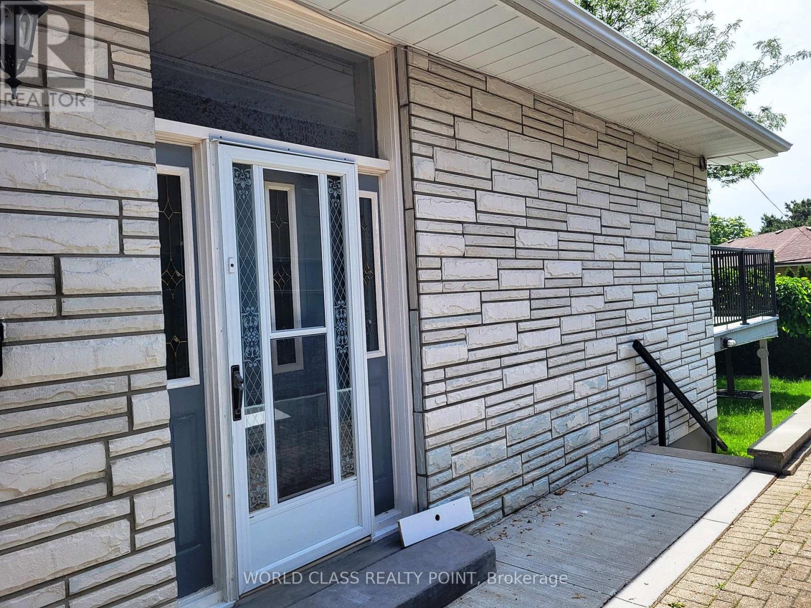 27 Kilbride Road, Toronto, Ontario  M1J 1X6 - Photo 2 - E13045354