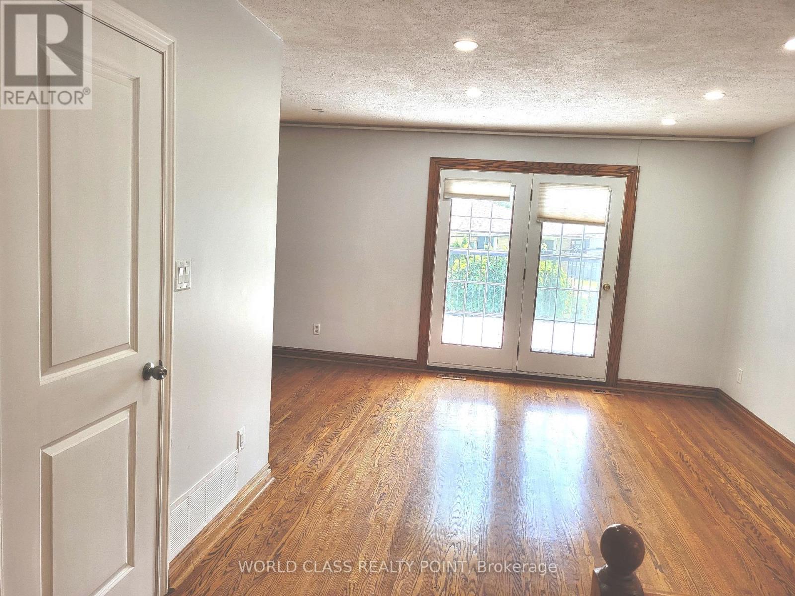 27 Kilbride Road, Toronto, Ontario  M1J 1X6 - Photo 5 - E13045354