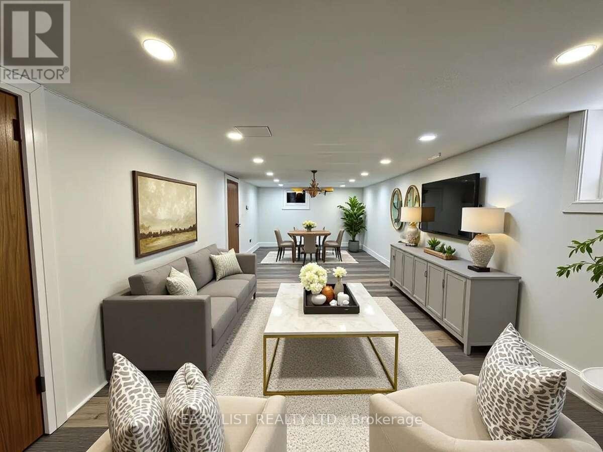 28 Inverleigh Drive, Toronto, Ontario  M8Y 3E3 - Photo 21 - W12863854