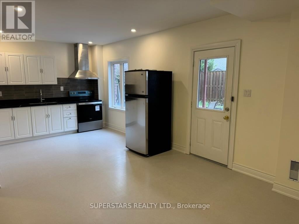 198 Kentland Street, Markham, Ontario  L6E 0K9 - Photo 2 - N13045346