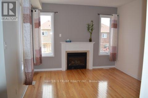 15 Big Hill Crescent, Vaughan, Ontario  L6A 4S1 - Photo 5 - N13045360