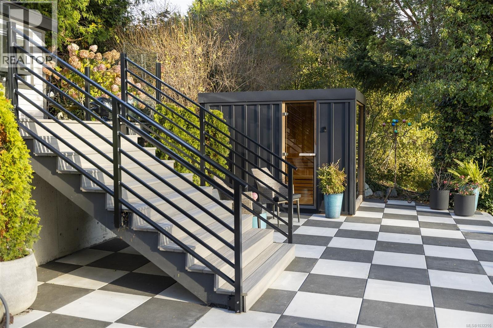 41 Tovey Cres, View Royal, British Columbia  V9B 1A4 - Photo 31 - 1032255