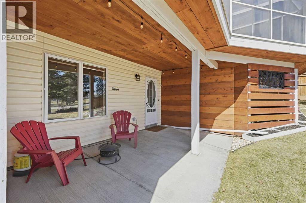 3 Riverview Court, Cochrane, Alberta  T4C 1K6 - Photo 39 - A2299457