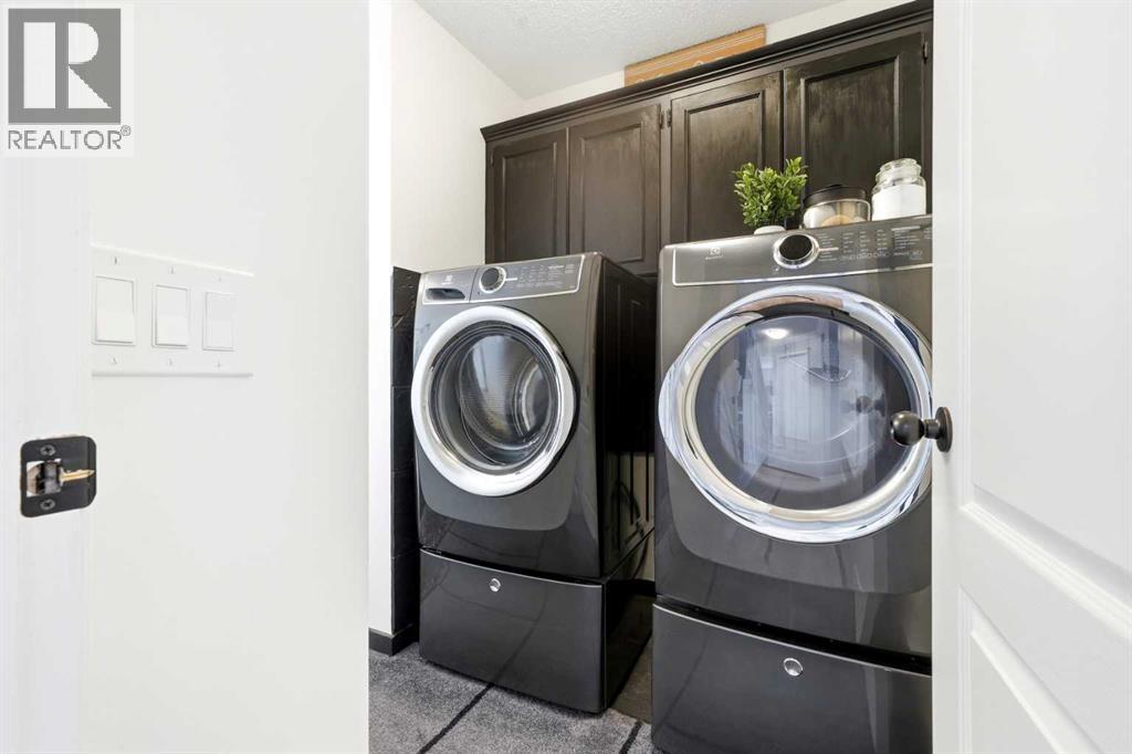 3 Riverview Court, Cochrane, Alberta  T4C 1K6 - Photo 23 - A2299457