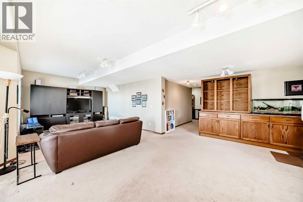 151 Macewan Park Circle NW, Calgary, Alberta  T3K 4A3 - Photo 36 - A2286749