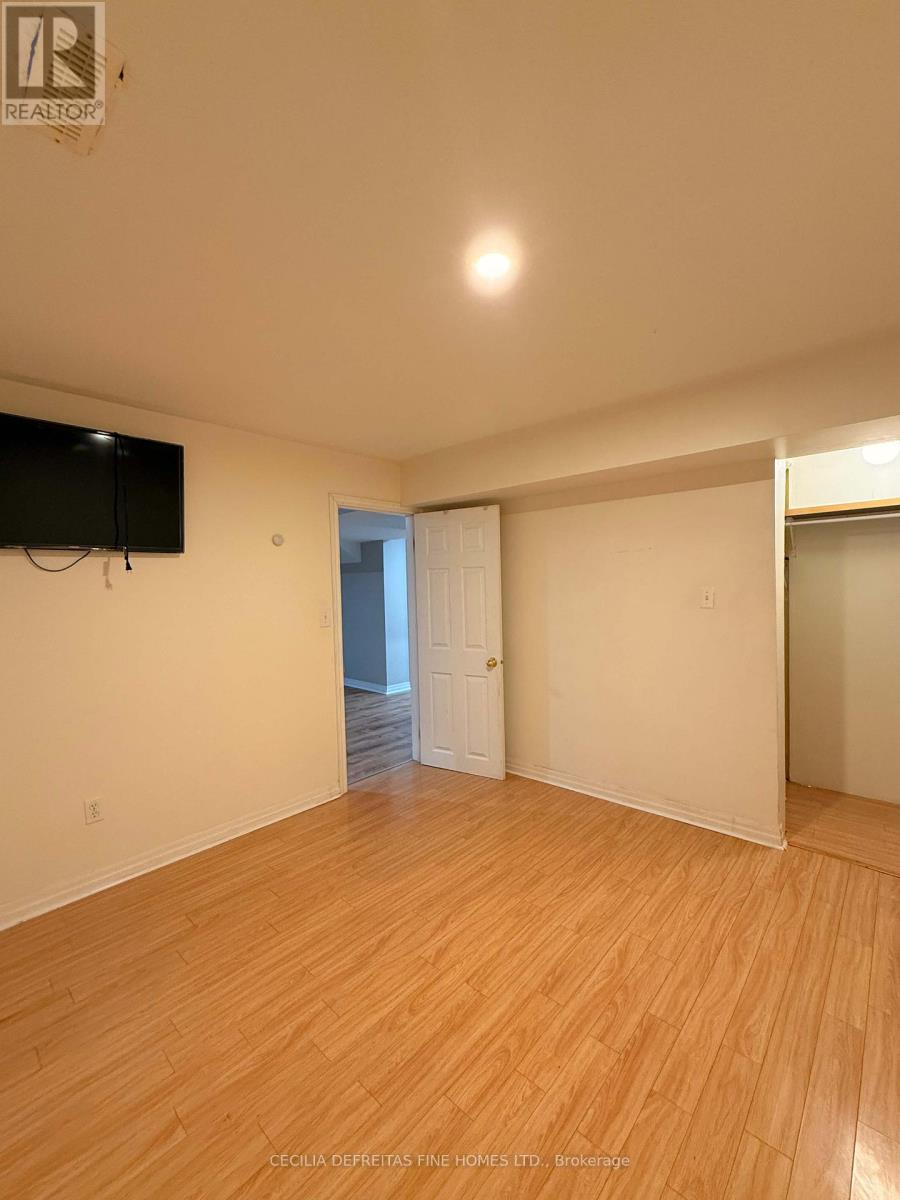 Bsmt - 294 Wildberry Crescent, Vaughan, Ontario  L4H 2H6 - Photo 9 - N12961942