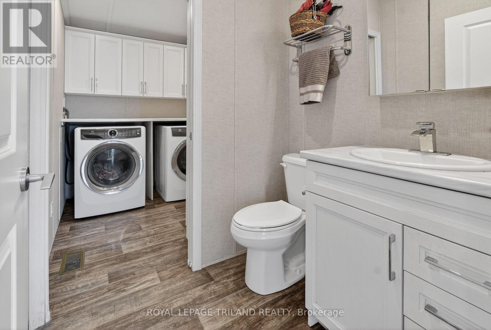 56 - 22790 Amiens Road, Middlesex Centre, Ontario  N0L 1R0 - Photo 21 - X12792770