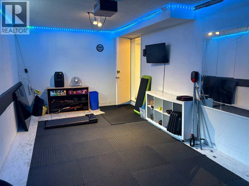 2536 Chicoutimi Drive Nw, Calgary, Alberta  T2L 0W5 - Photo 30 - A2297519