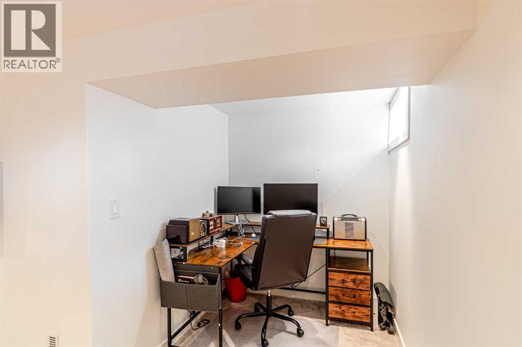 2536 Chicoutimi Drive Nw, Calgary, Alberta  T2L 0W5 - Photo 24 - A2297519