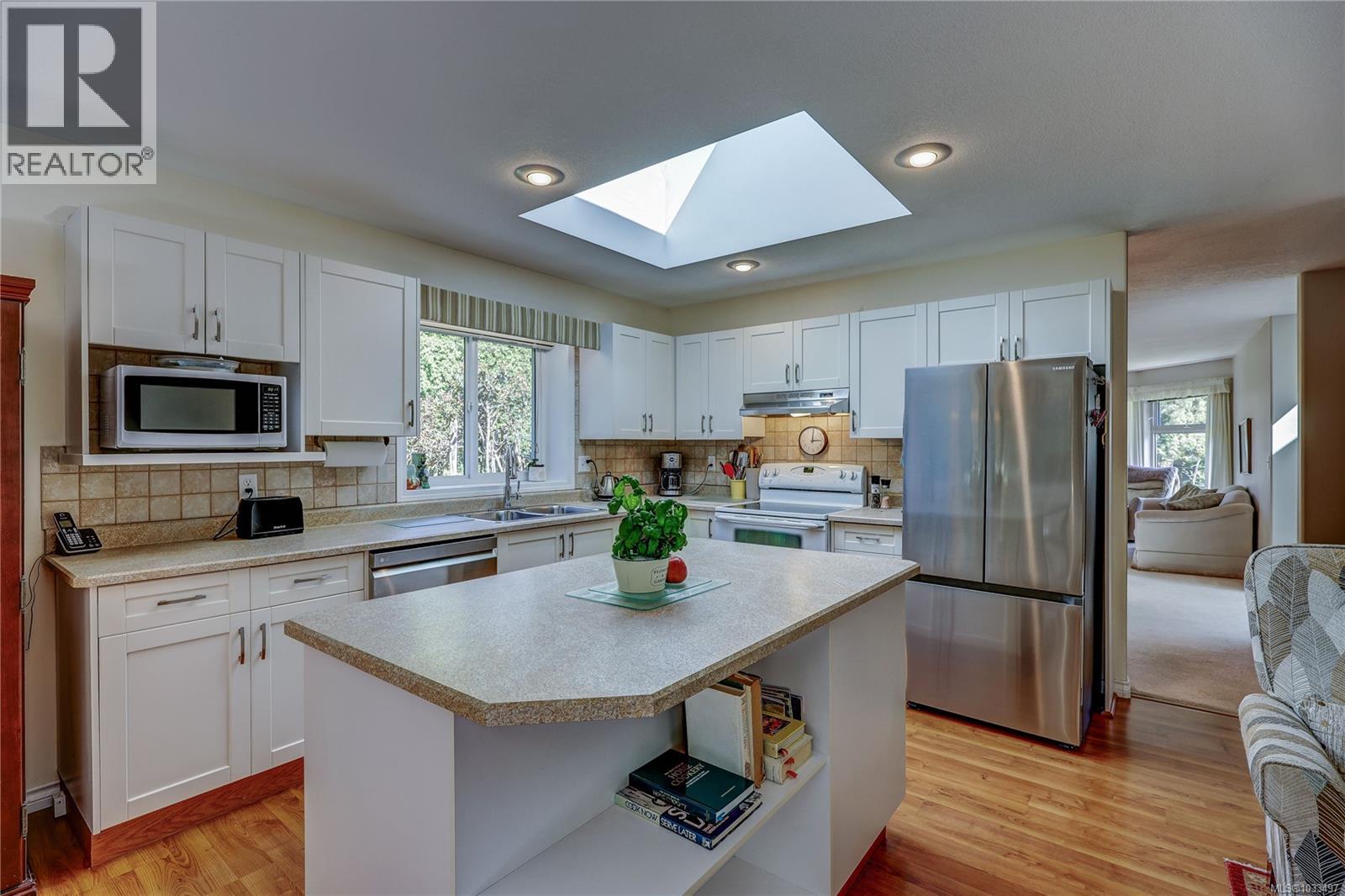 1402 Rose Ann Dr, Nanaimo, British Columbia  V9T 3Z3 - Photo 17 - 1033497