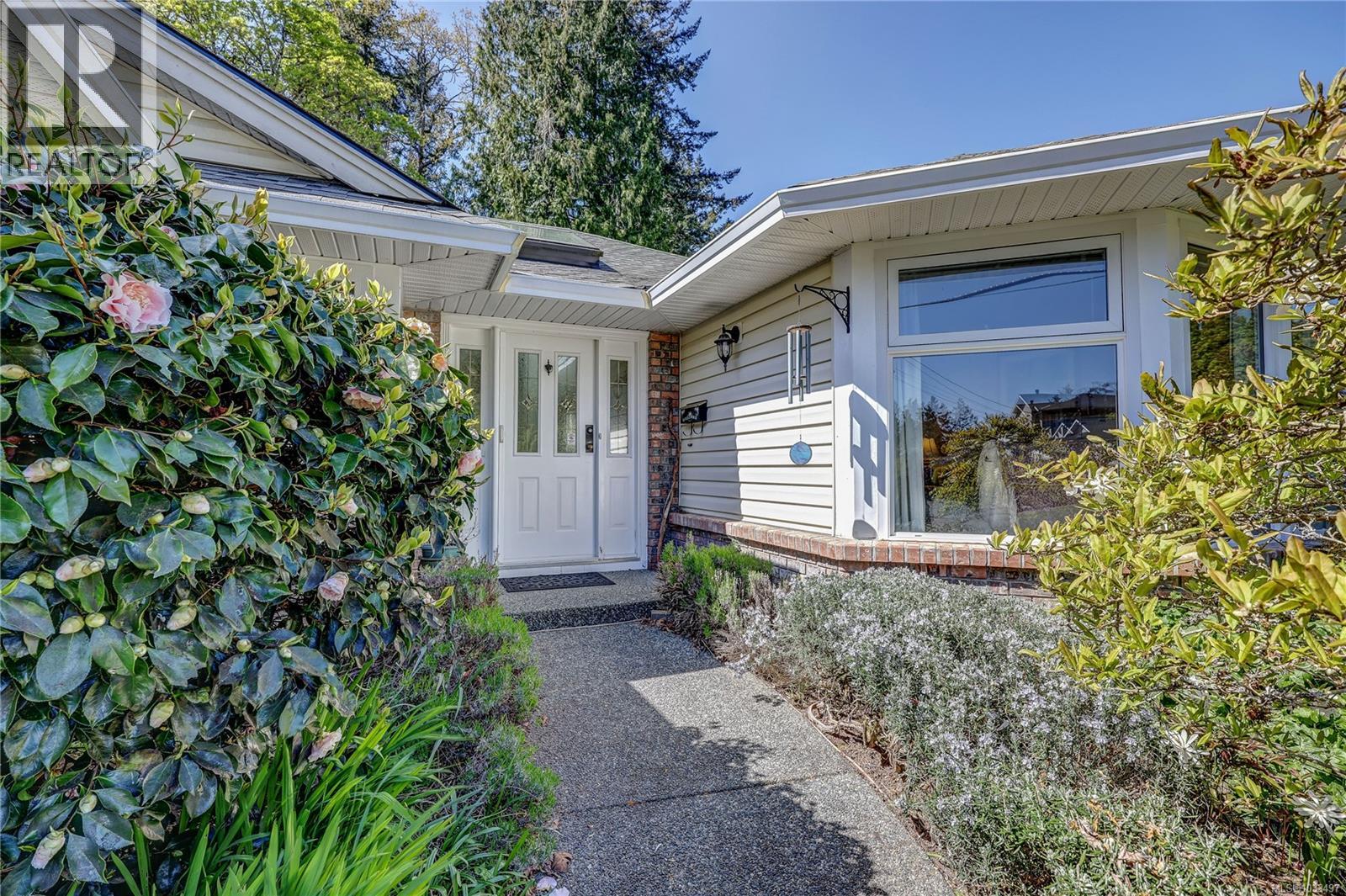 1402 Rose Ann Dr, Nanaimo, British Columbia  V9T 3Z3 - Photo 5 - 1033497