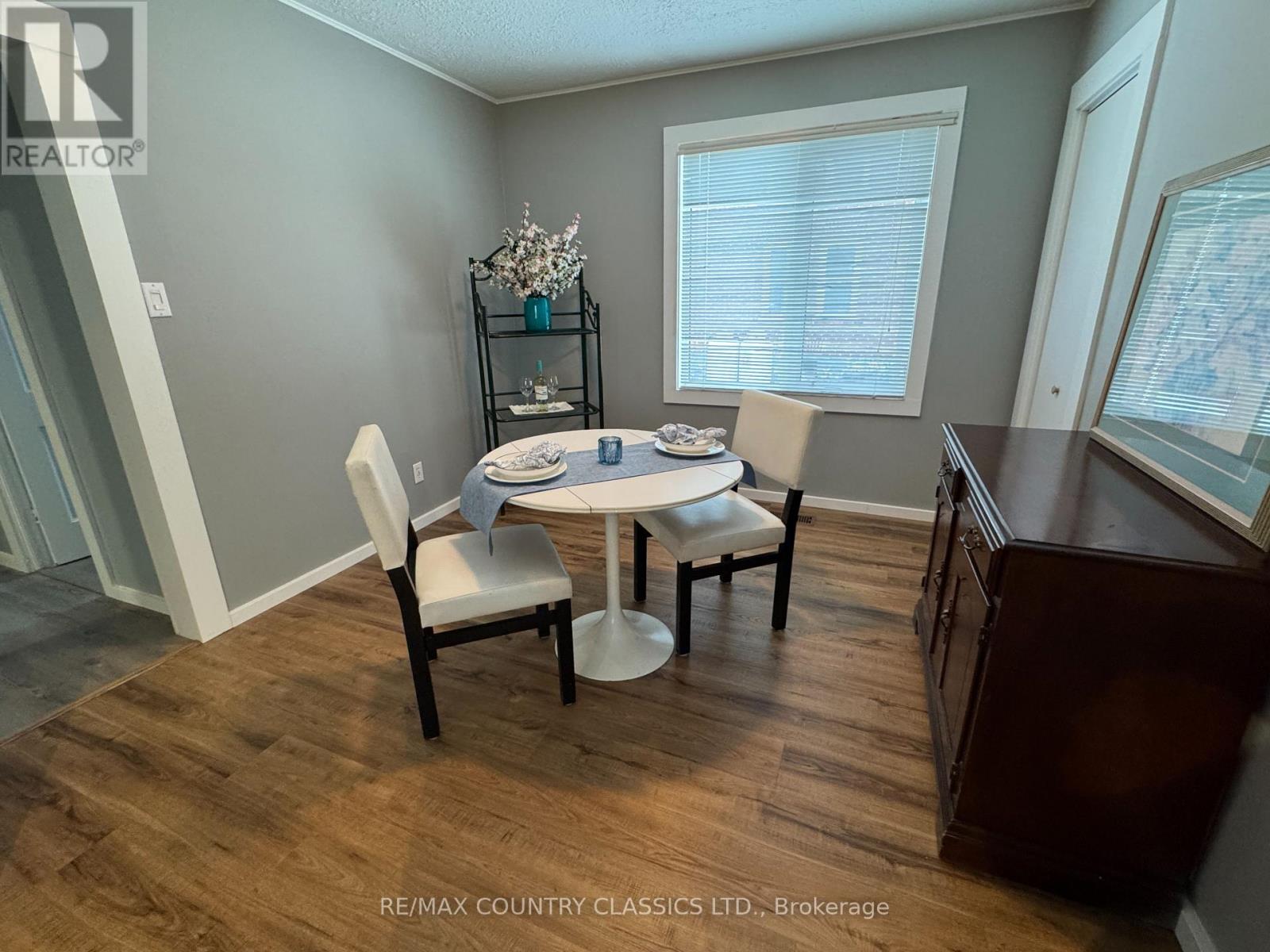 38 Flint Avenue, Bancroft, Ontario  K0L 1C0 - Photo 12 - X12907212