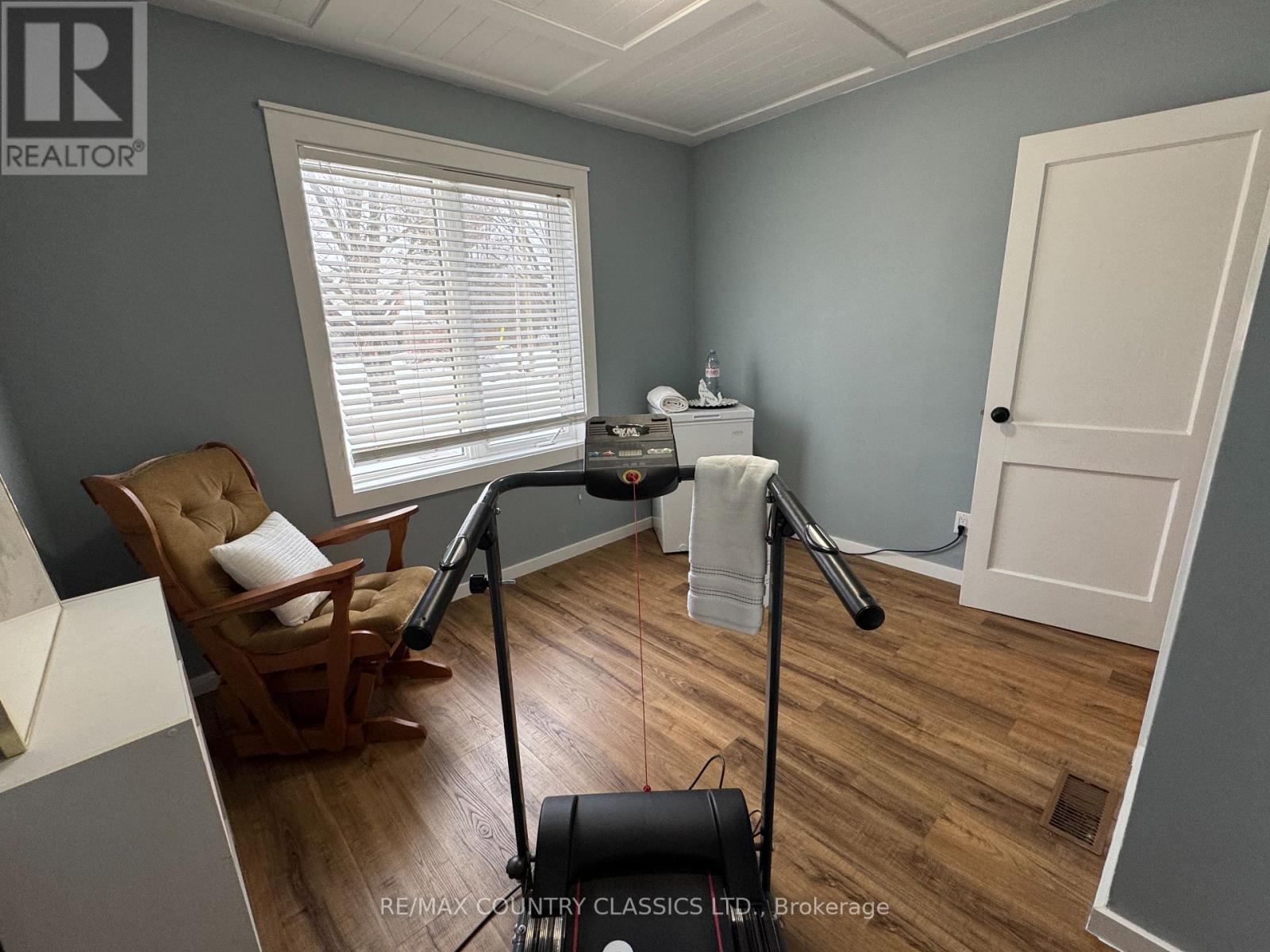 38 Flint Avenue, Bancroft, Ontario  K0L 1C0 - Photo 25 - X12907212