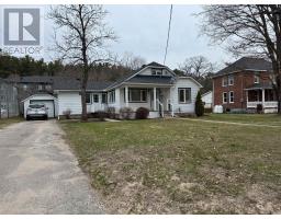 38 FLINT AVENUE, Bancroft, Ontario