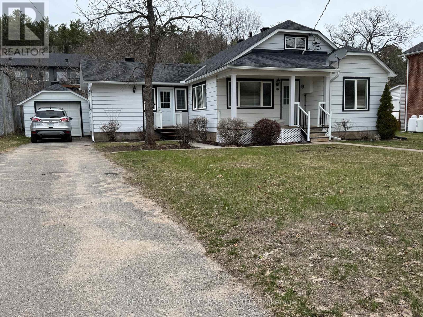 38 Flint Avenue, Bancroft, Ontario  K0L 1C0 - Photo 27 - X12907212