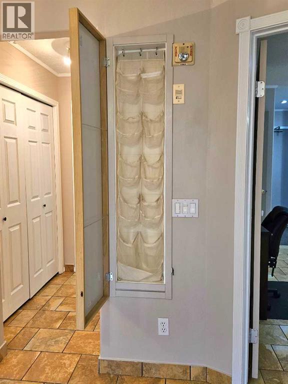 105, 4834 52a Street, Camrose, Alberta  T4V 1W4 - Photo 32 - A2284931