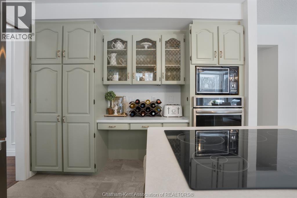 1821 Blackwell Road, Sarnia, Ontario  N7T 7H4 - Photo 19 - 26002515