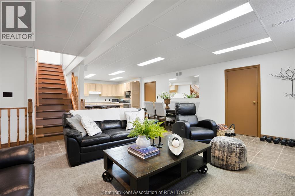 1821 Blackwell Road, Sarnia, Ontario  N7T 7H4 - Photo 39 - 26002515