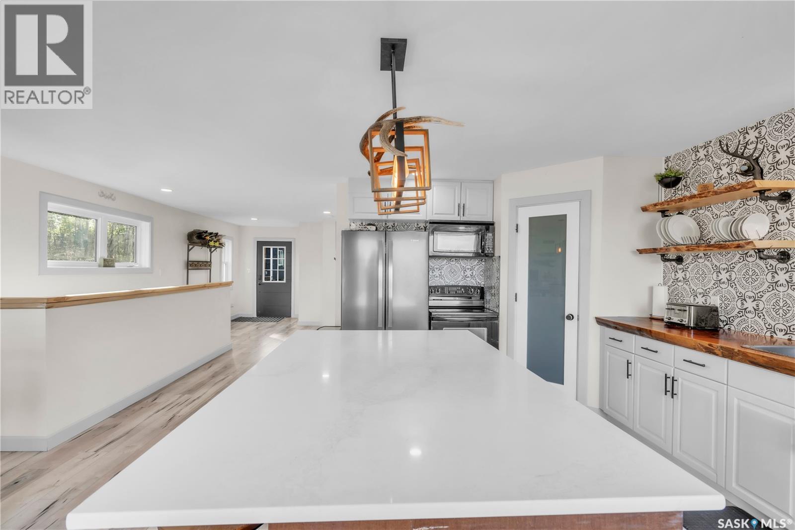 24 Lakeshore Drive, Loon Lake Rm No. 561, Saskatchewan  S0M 1L0 - Photo 5 - SK030489