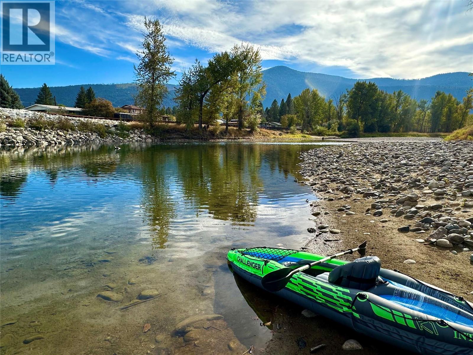 6380 12th Street, Grand Forks, British Columbia  V0H 1H0 - Photo 3 - 10384894
