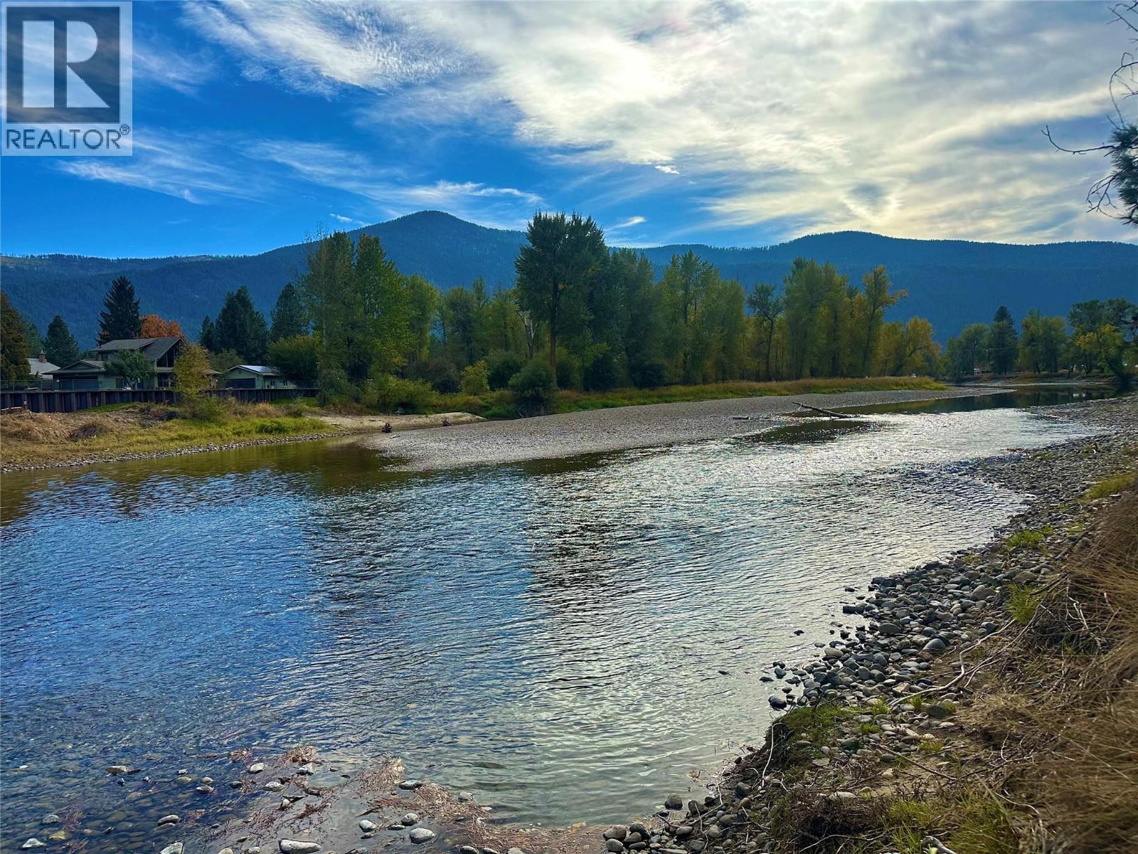 6380 12TH Street, Grand Forks, British Columbia