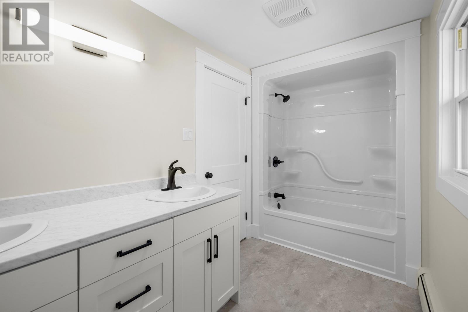 33 Wood Island Road, Montague, Prince Edward Island  C0A 1R0 - Photo 32 - 202608613