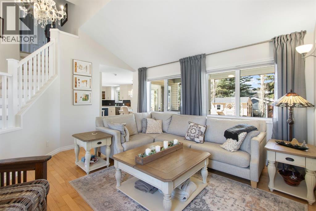 786 Stonehaven Drive, Carstairs, Alberta  T0M 0N0 - Photo 4 - A2303817