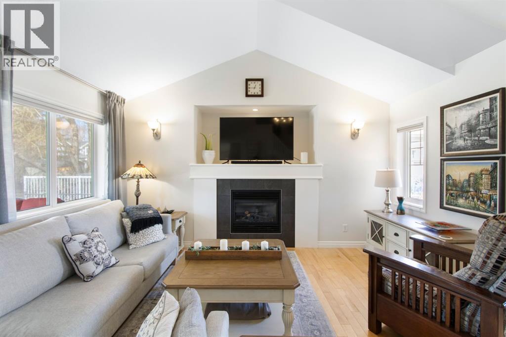 786 Stonehaven Drive, Carstairs, Alberta  T0M 0N0 - Photo 7 - A2303817