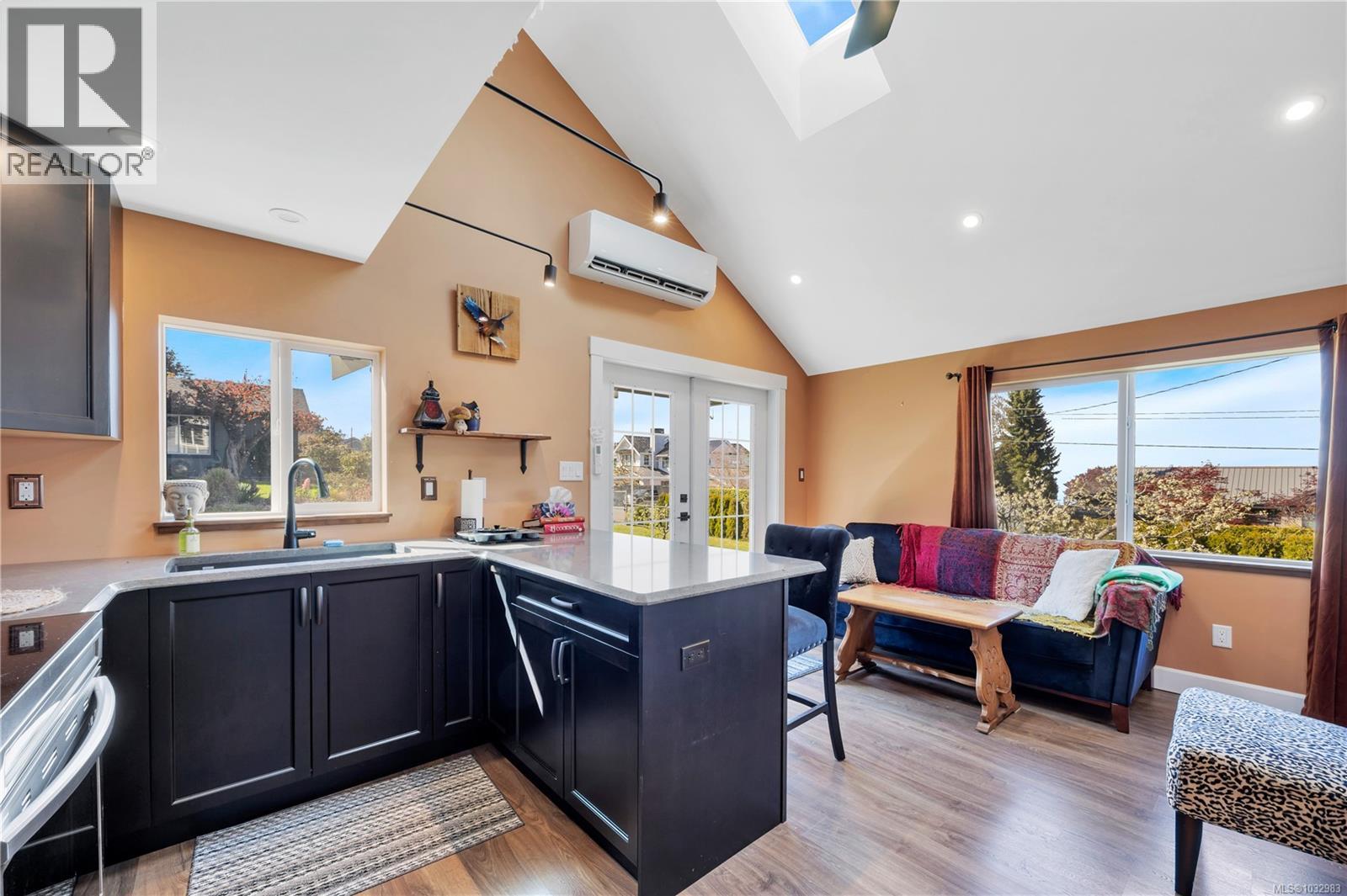 315 Crescent Rd W, Qualicum Beach, British Columbia  V9K 1J7 - Photo 17 - 1032983