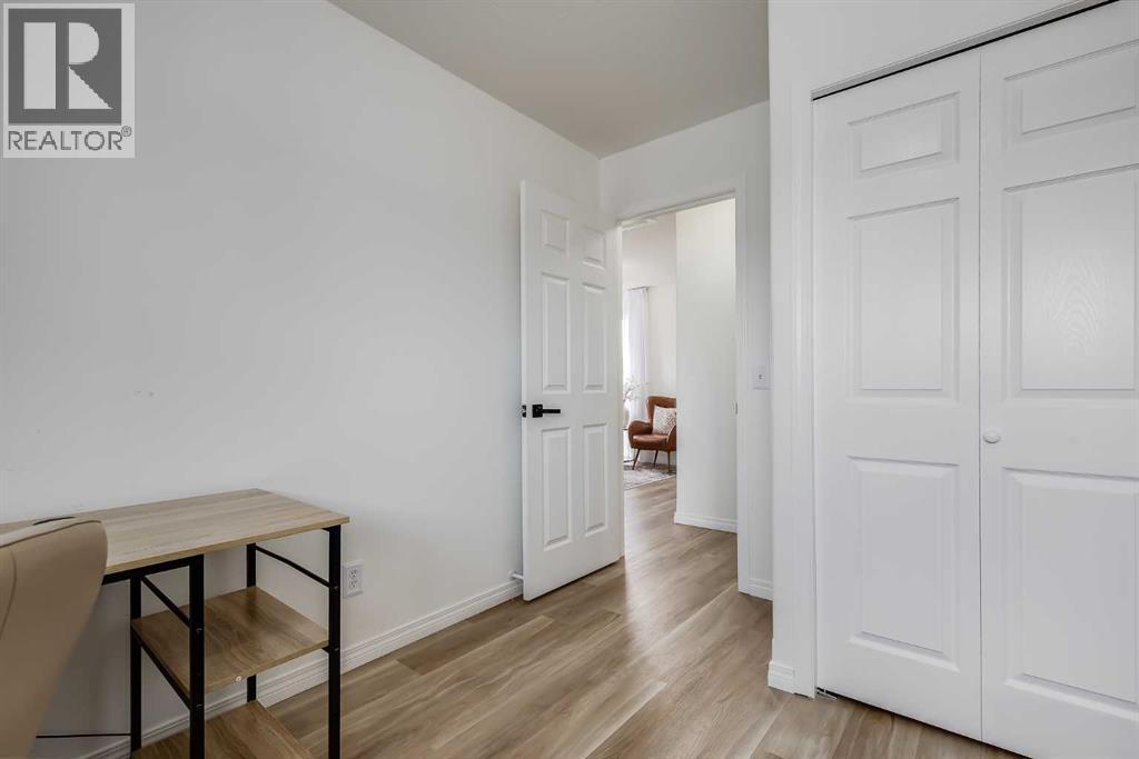 15, 102 Canoe Square SW, Airdrie, Alberta  T4B 2Z1 - Photo 20 - A2302539