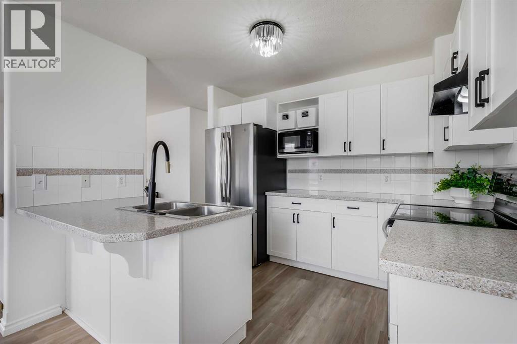 15, 102 Canoe Square SW, Airdrie, Alberta  T4B 2Z1 - Photo 8 - A2302539