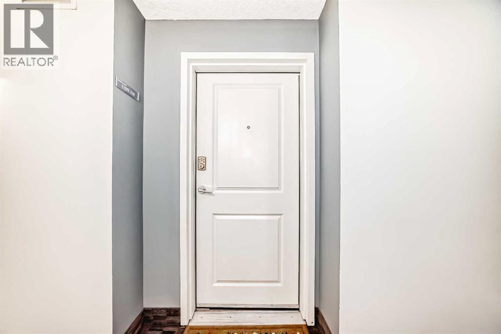 210, 611 Edmonton Trail NE, Calgary, Alberta  T2E 3J3 - Photo 39 - A2303736