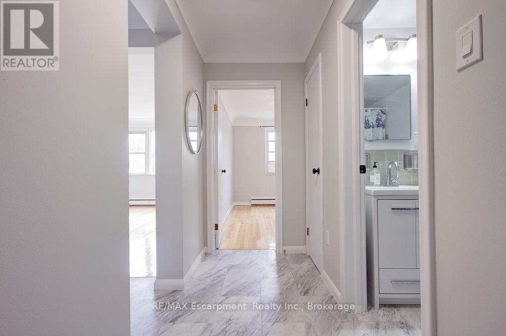 204 - 830 Robinson Street, Burlington (Brant), Ontario  L7R 2L5 - Photo 14 - W13045370