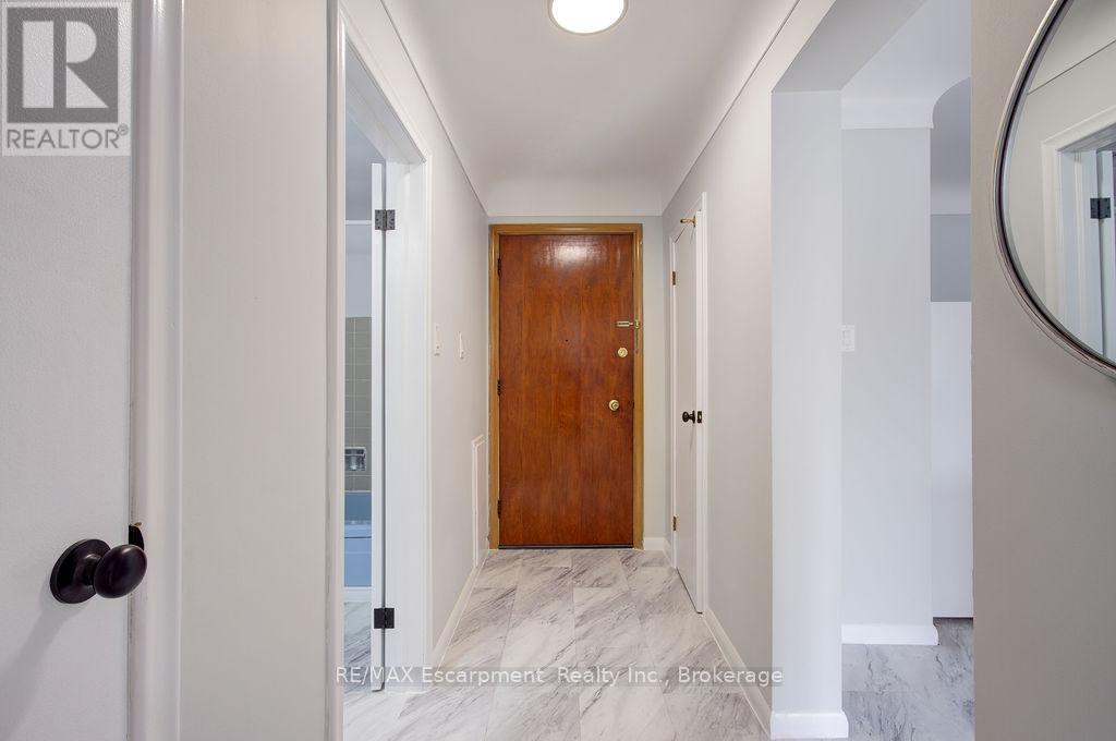 204 - 830 Robinson Street, Burlington (Brant), Ontario  L7R 2L5 - Photo 15 - W13045370