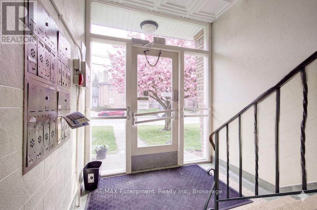 204 - 830 Robinson Street, Burlington (Brant), Ontario  L7R 2L5 - Photo 19 - W13045370