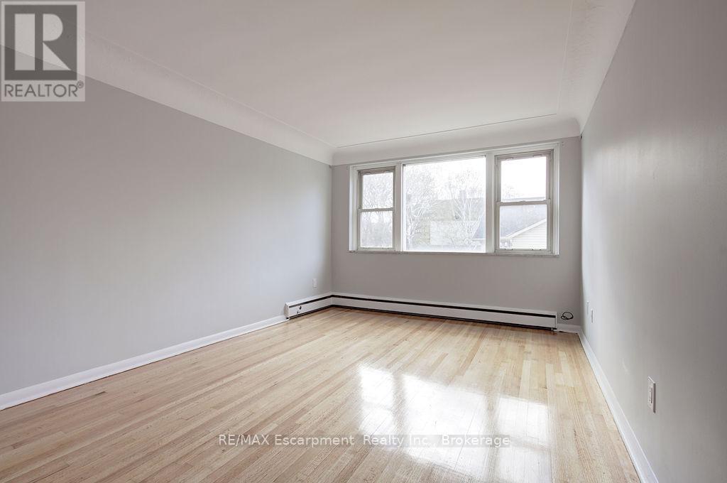 204 - 830 Robinson Street, Burlington (Brant), Ontario  L7R 2L5 - Photo 7 - W13045370