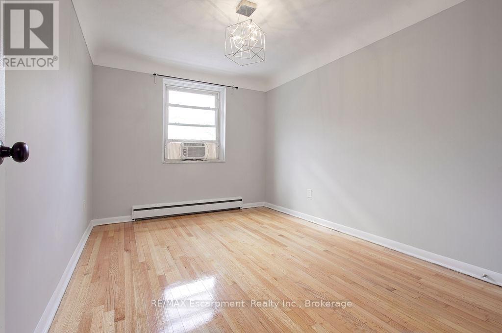 204 - 830 Robinson Street, Burlington (Brant), Ontario  L7R 2L5 - Photo 9 - W13045370