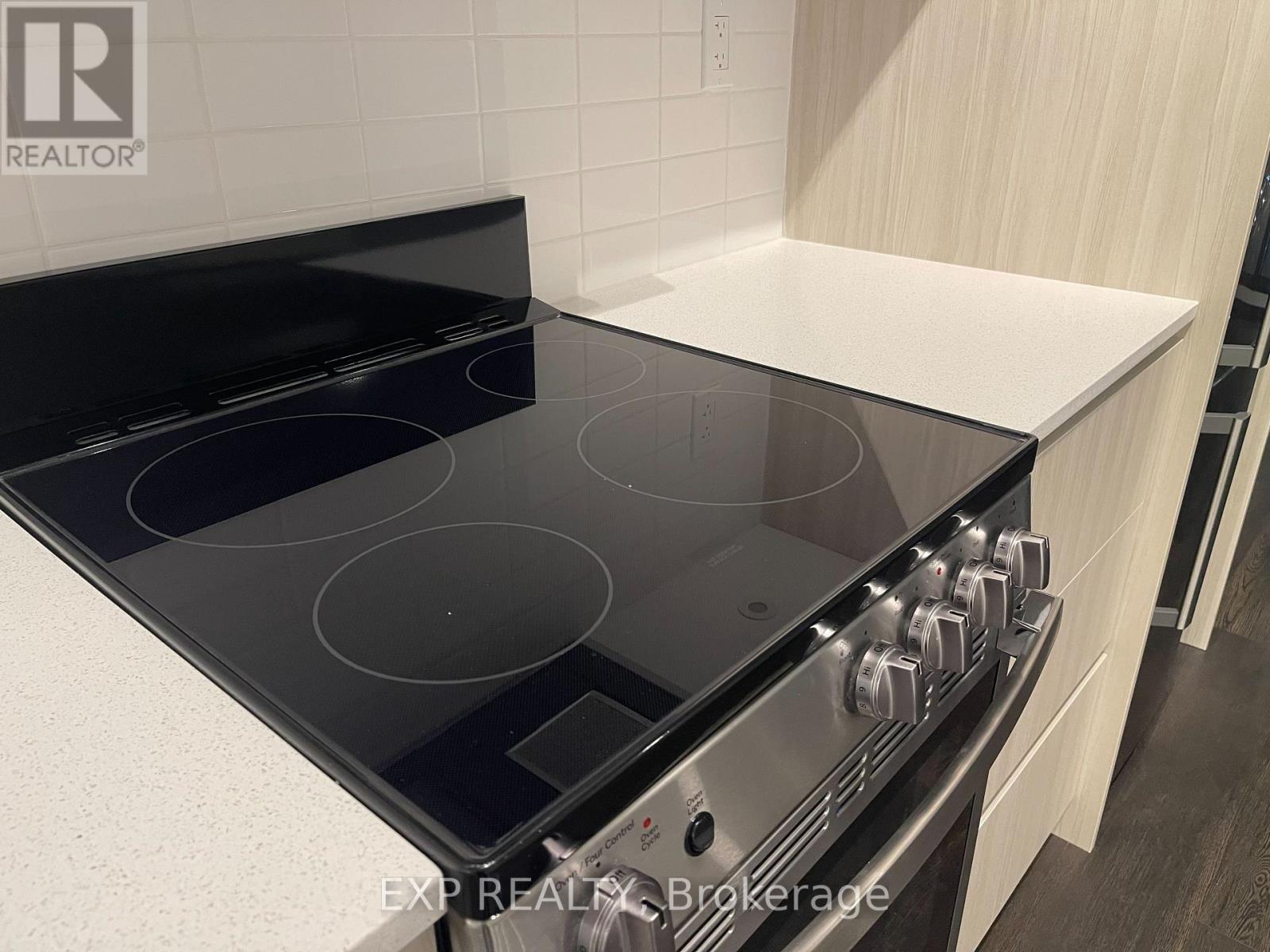 521 - 799 The Queensway, Toronto, Ontario  M8Z 0H3 - Photo 12 - W13030632