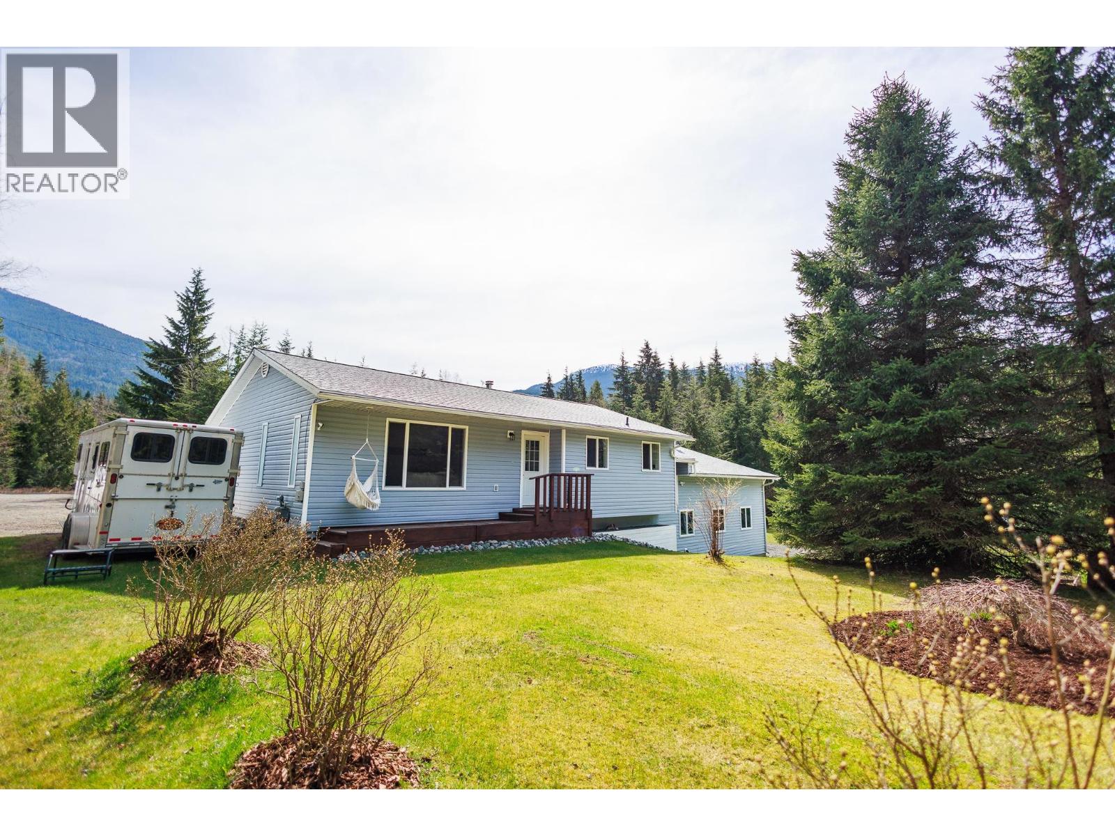 5515 Kleanza Drive, Terrace, British Columbia  V8G 0A7 - Photo 1 - R3099826