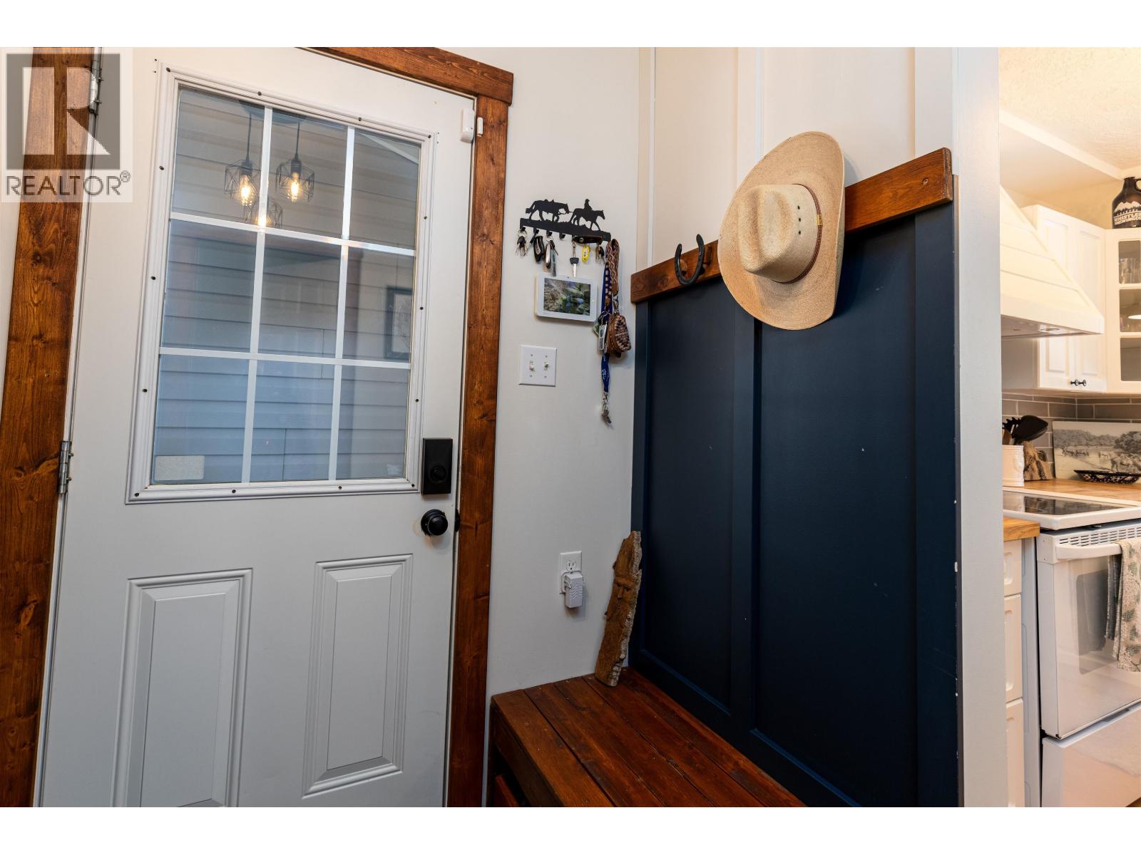 5515 Kleanza Drive, Terrace, British Columbia  V8G 0A7 - Photo 2 - R3099826