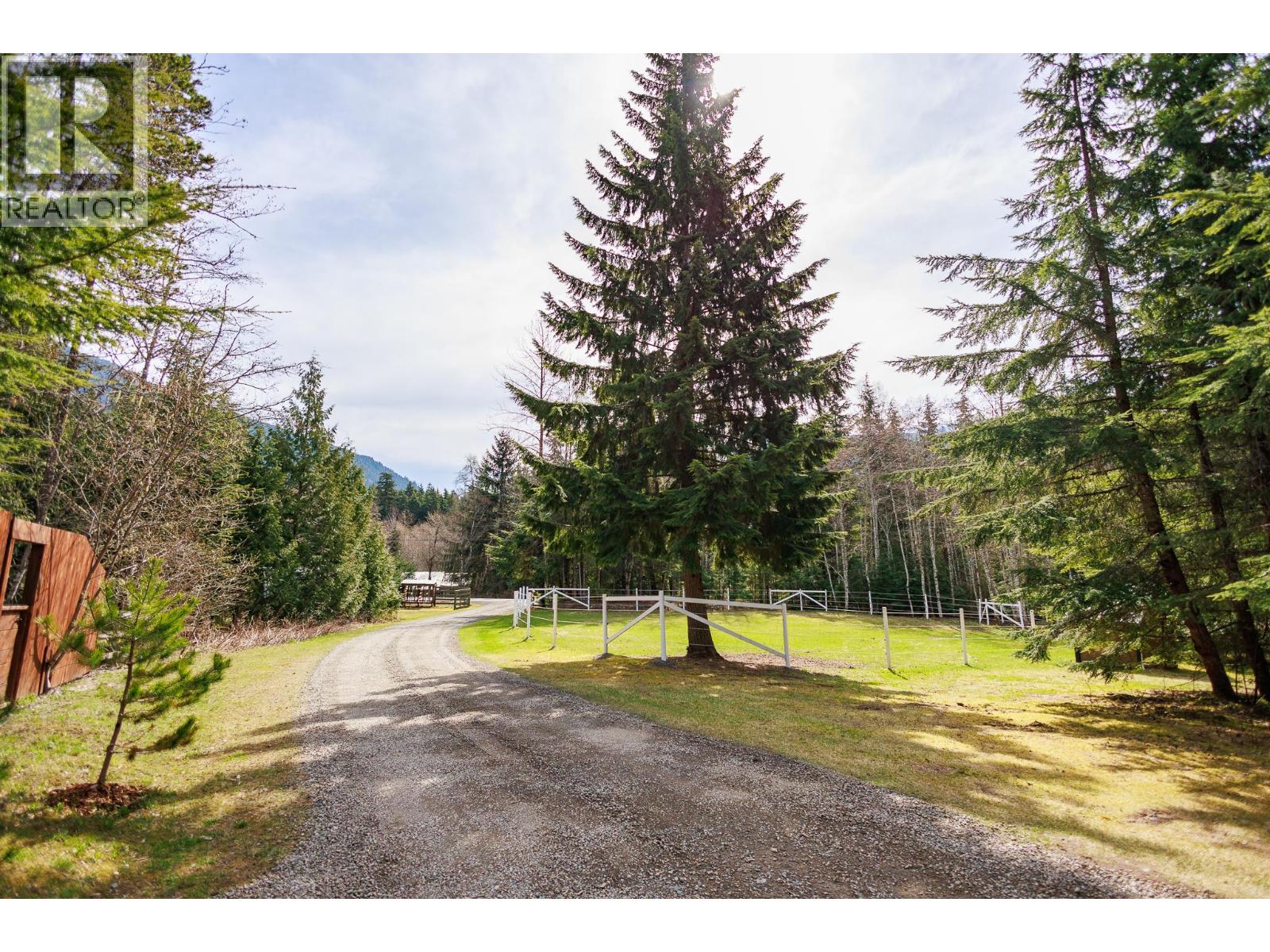 5515 Kleanza Drive, Terrace, British Columbia  V8G 0A7 - Photo 27 - R3099826