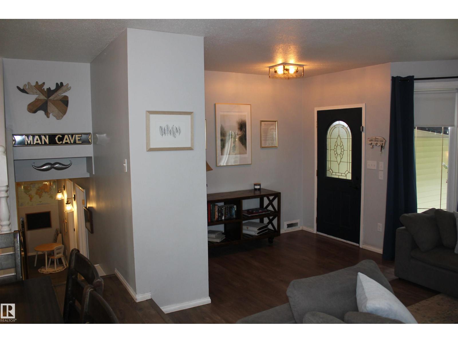 5110 54a Street, Elk Point, Alberta  T0A 1A0 - Photo 7 - E4484280