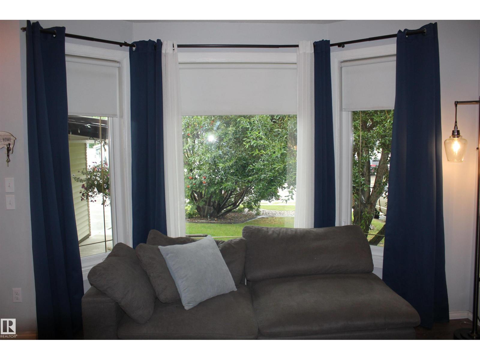 5110 54a Street, Elk Point, Alberta  T0A 1A0 - Photo 9 - E4484280