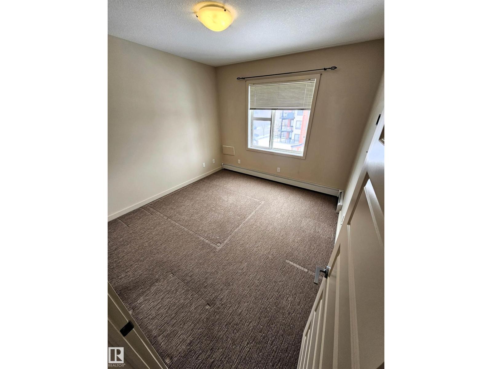 Unknown Address, ,     - Photo 11 - E4484282