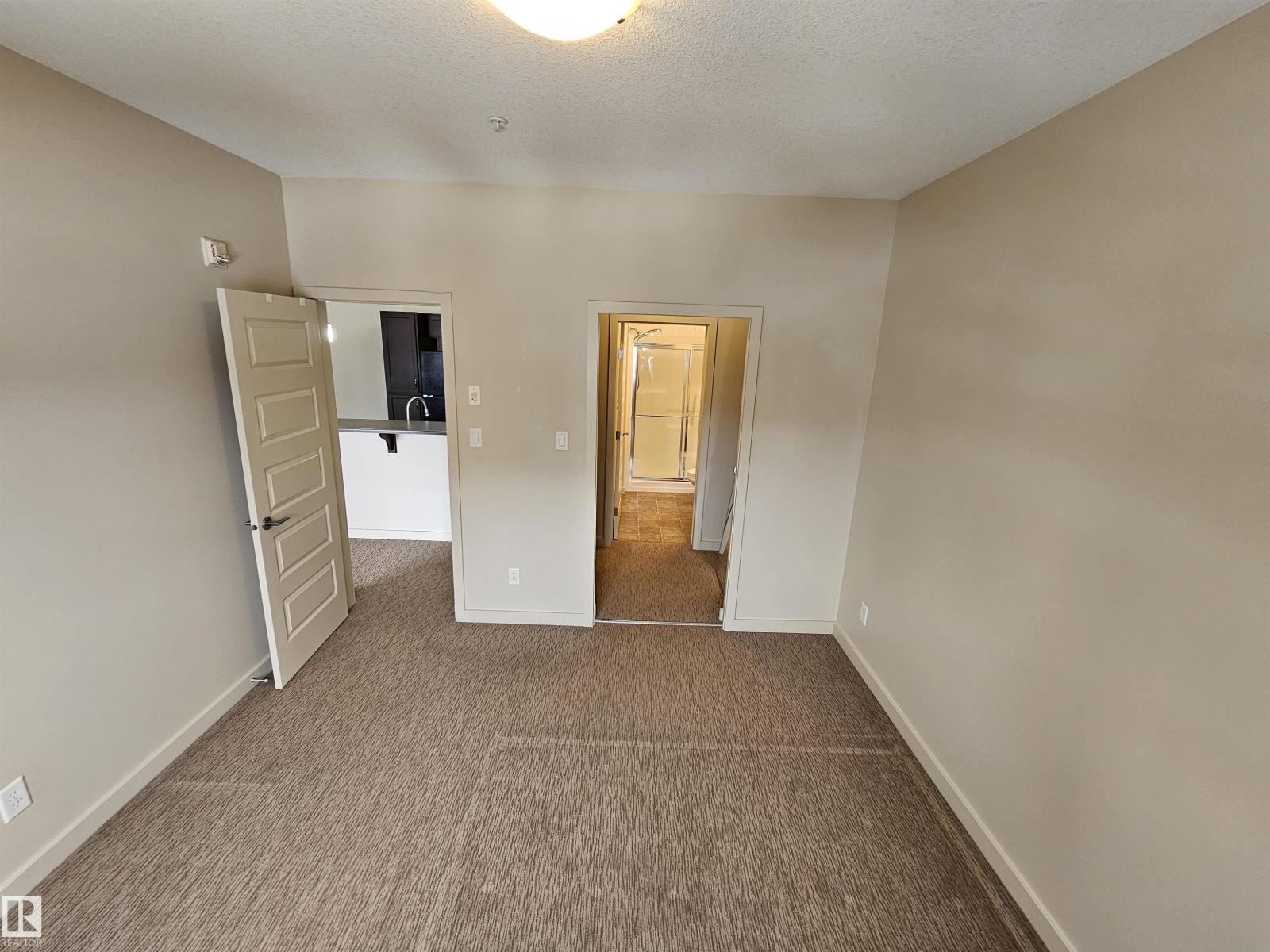 Unknown Address, ,     - Photo 12 - E4484282