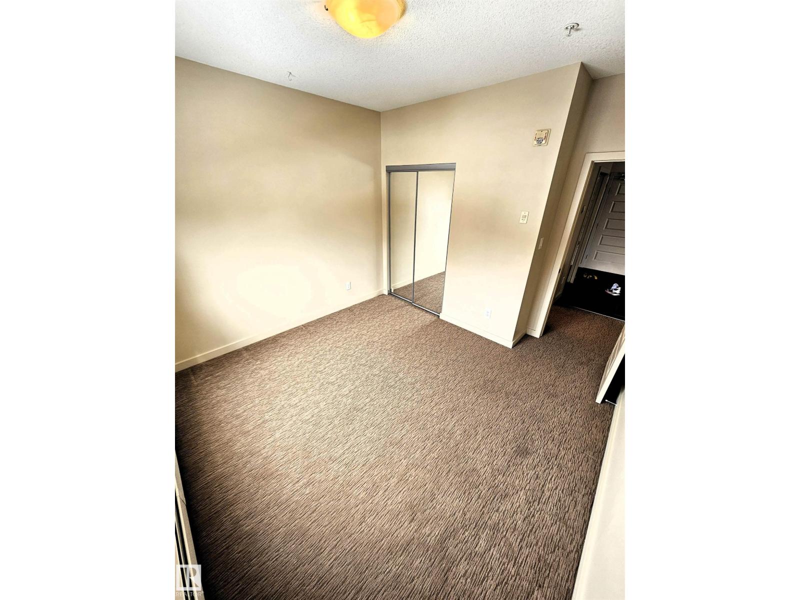 Unknown Address, ,     - Photo 9 - E4484282