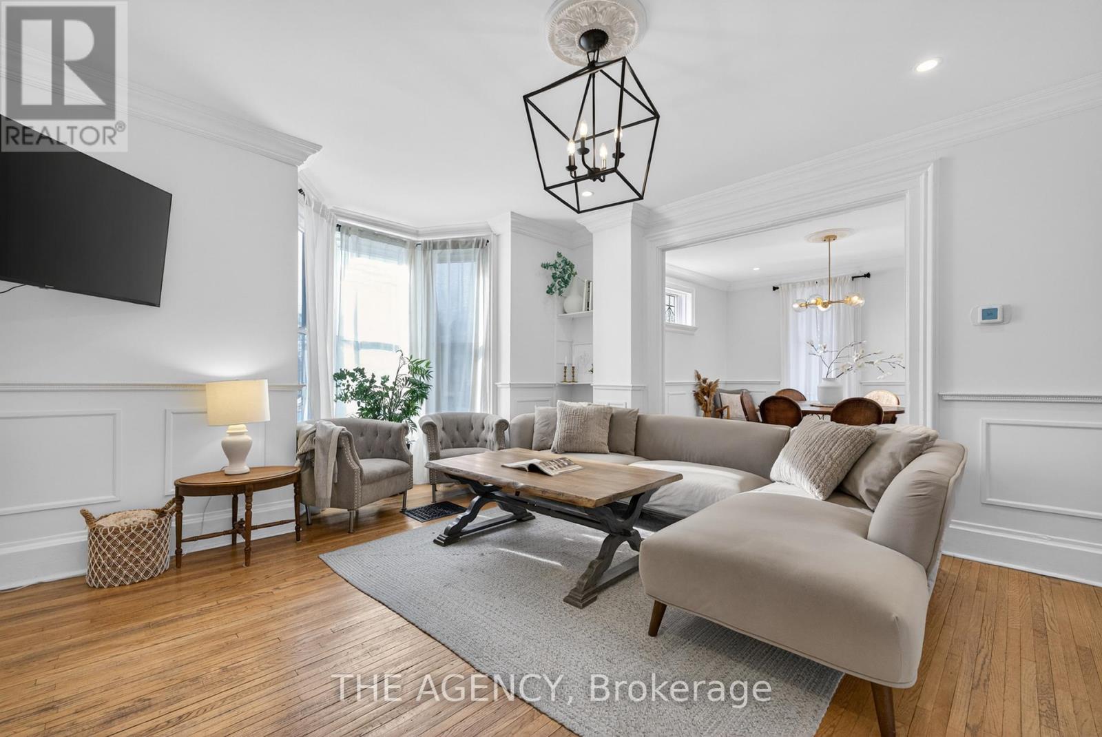 4456 Park Street, Niagara Falls, Ontario  L2E 2P6 - Photo 3 - X12988942