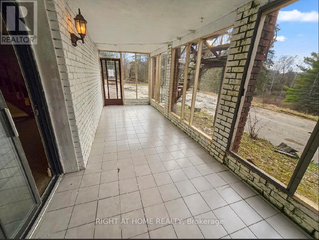 16568 Mount Hope Road, Caledon, Ontario  L7E 5R8 - Photo 6 - W13045376