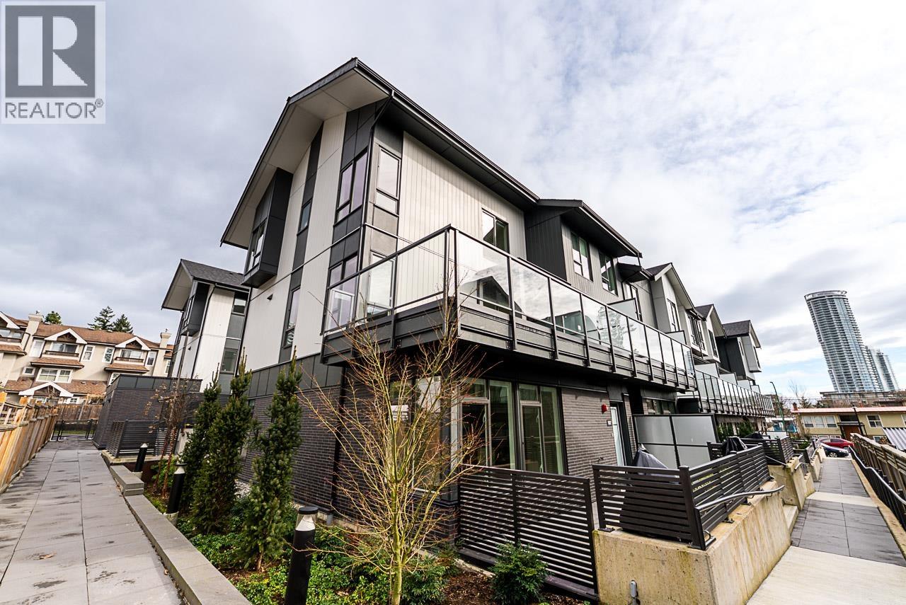 210 7161 17th Avenue, Burnaby, British Columbia  V3N 0K1 - Photo 26 - R3115674